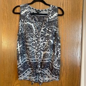 Lucky Brand Sleeveless Paisley Print Top size Medium